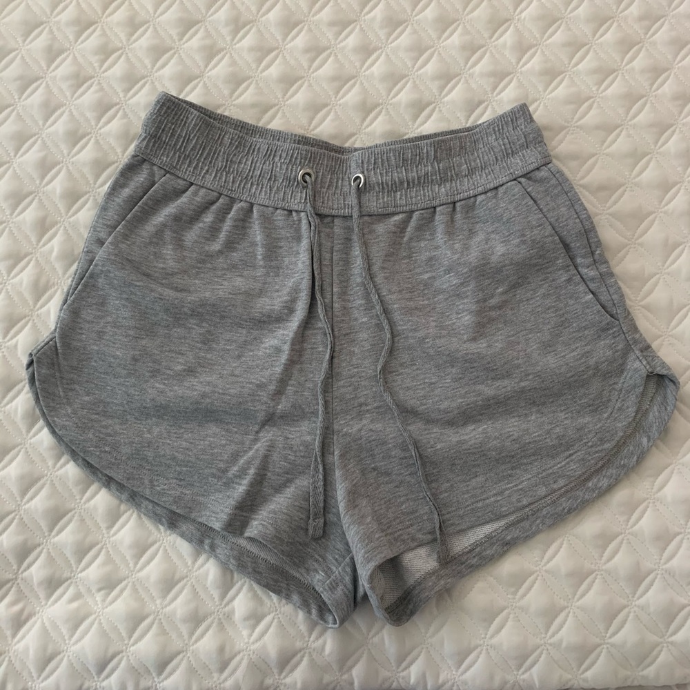 H&M grey shorts